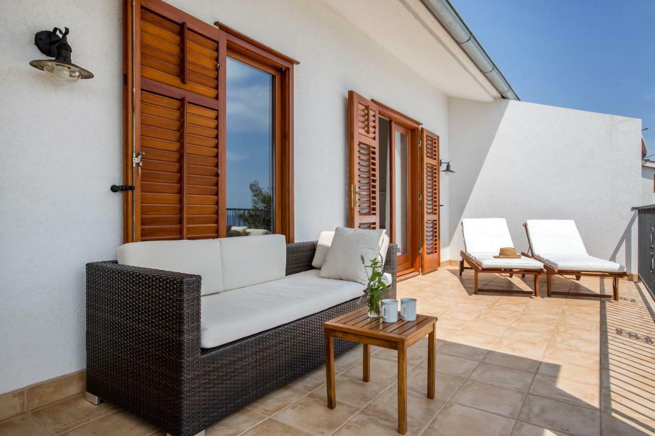 Villa Pod Borom Sveta Nedelja  Εξωτερικό φωτογραφία