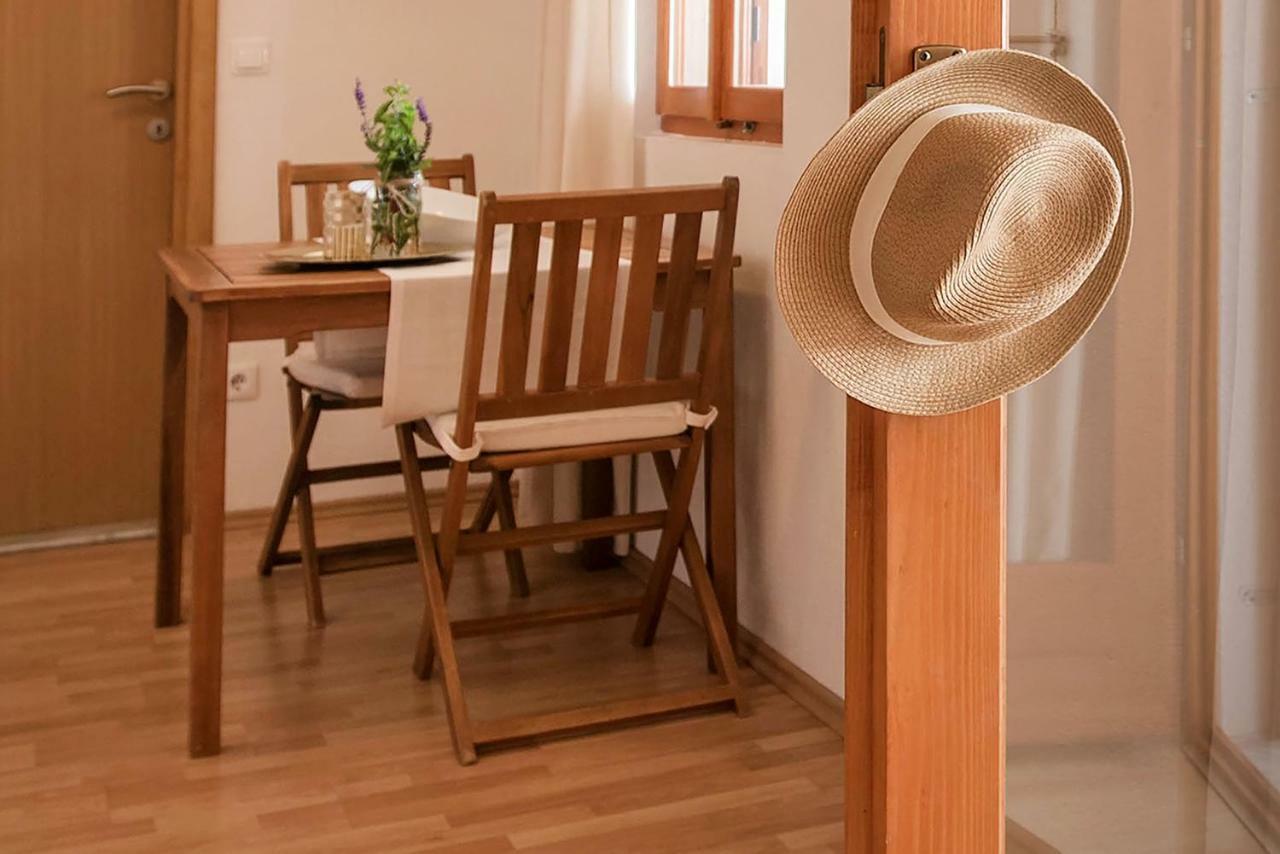 Villa Pod Borom Sveta Nedelja  Εξωτερικό φωτογραφία